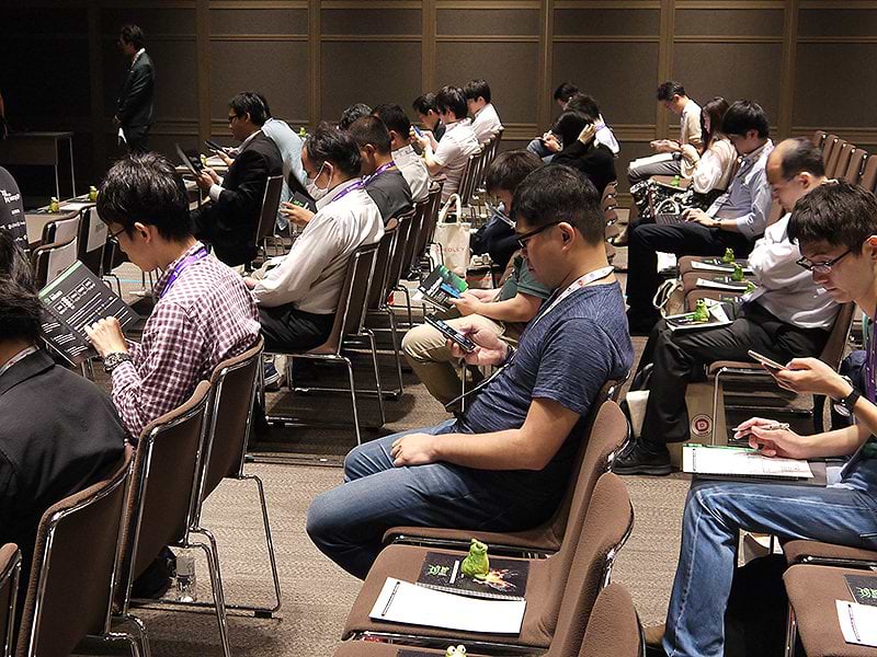 Jfrogは日本のカンファレンスで正式にデビューを果たしました Jfrog Jfrogは日本のカンファレンスで正式にデビューを果たしました Jfrog